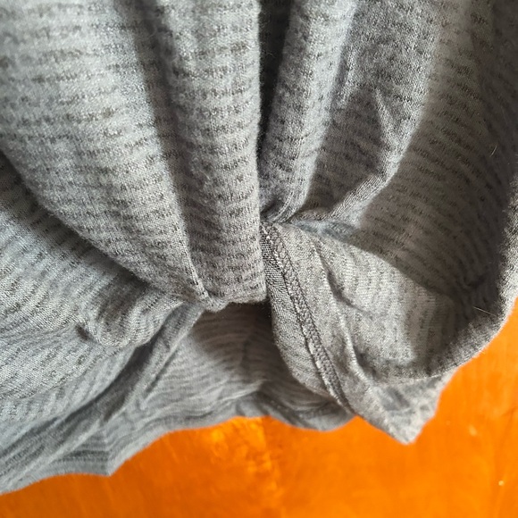 Matty M Twist Front Knit Tunic Top, Denim, Size L, NWT - Picture 5 of 8